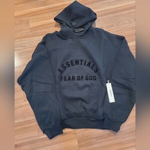 Brand new, Essentials Sweatshirt, Large